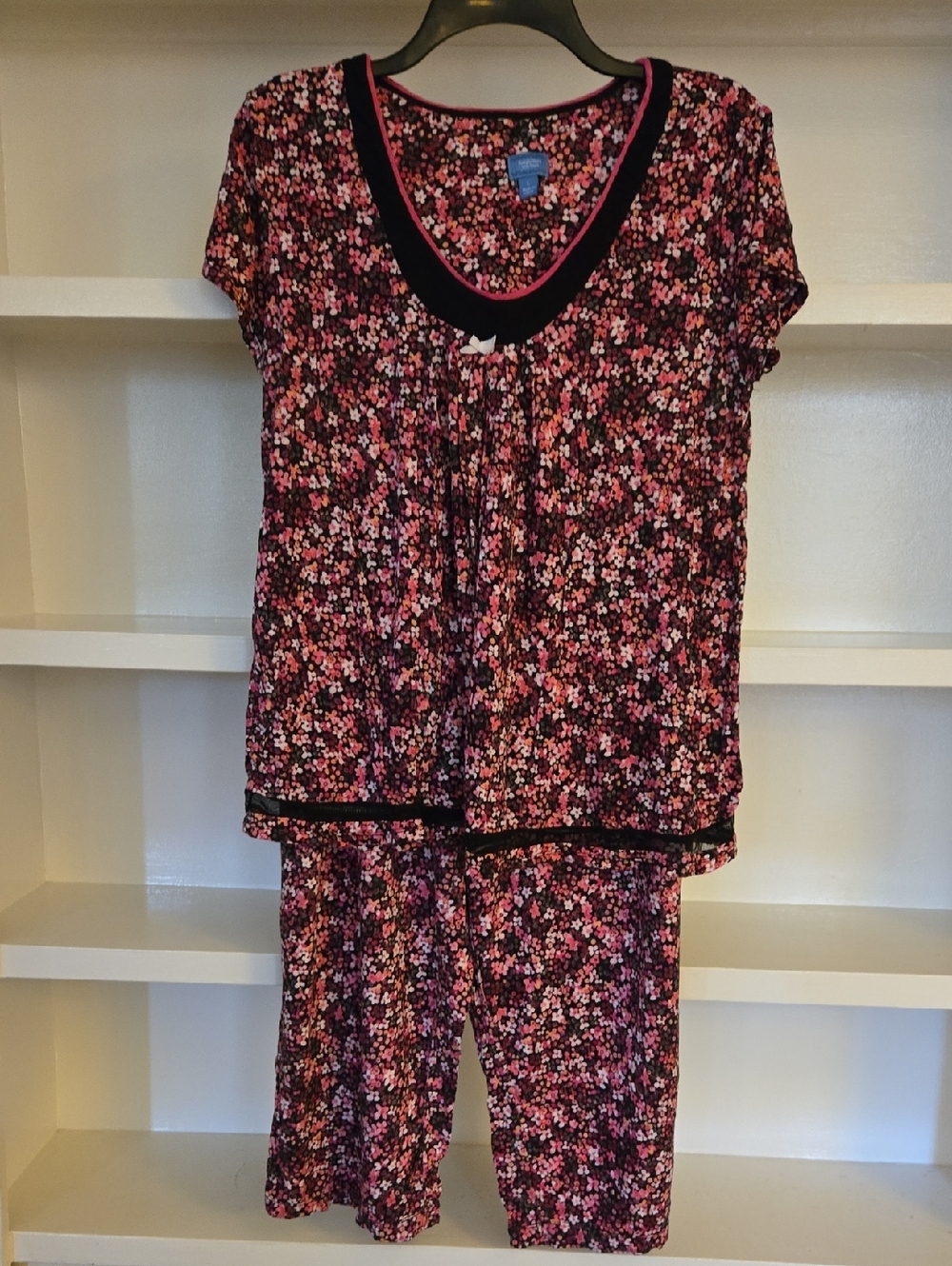 Simply Vera Vera Wang Pink and Black Floral Short-Sleeve Pajama Set